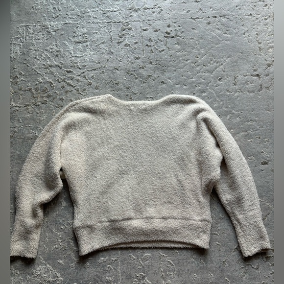 Jessica Simpson Heart Sweater - Picture 2 of 3